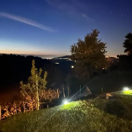 Olga Nelle Langhe * Monforte dʼAlba