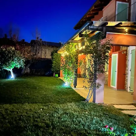 Olga Nelle Langhe * Monforte dʼAlba