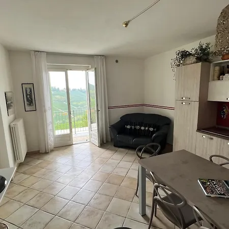 Olga Nelle Langhe Monforte dʼAlba