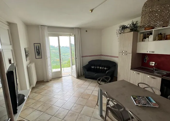 Olga Nelle Langhe Monforte dʼAlba